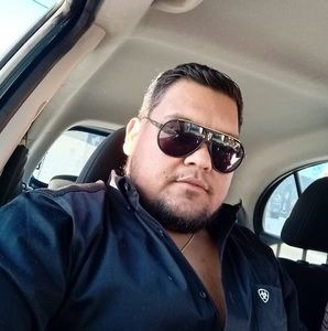 Meet your Posher, Javier